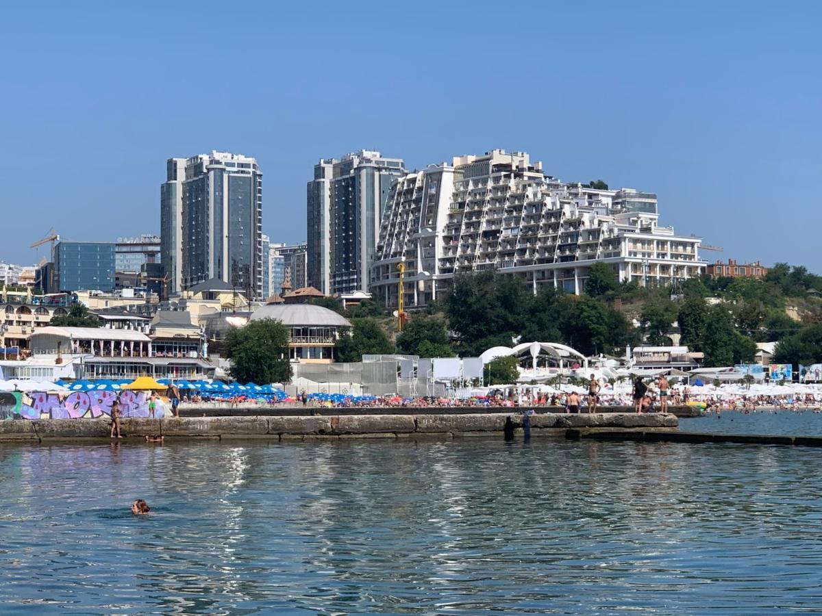 Gagarin Plaza Apartments Odessa Exteriör bild