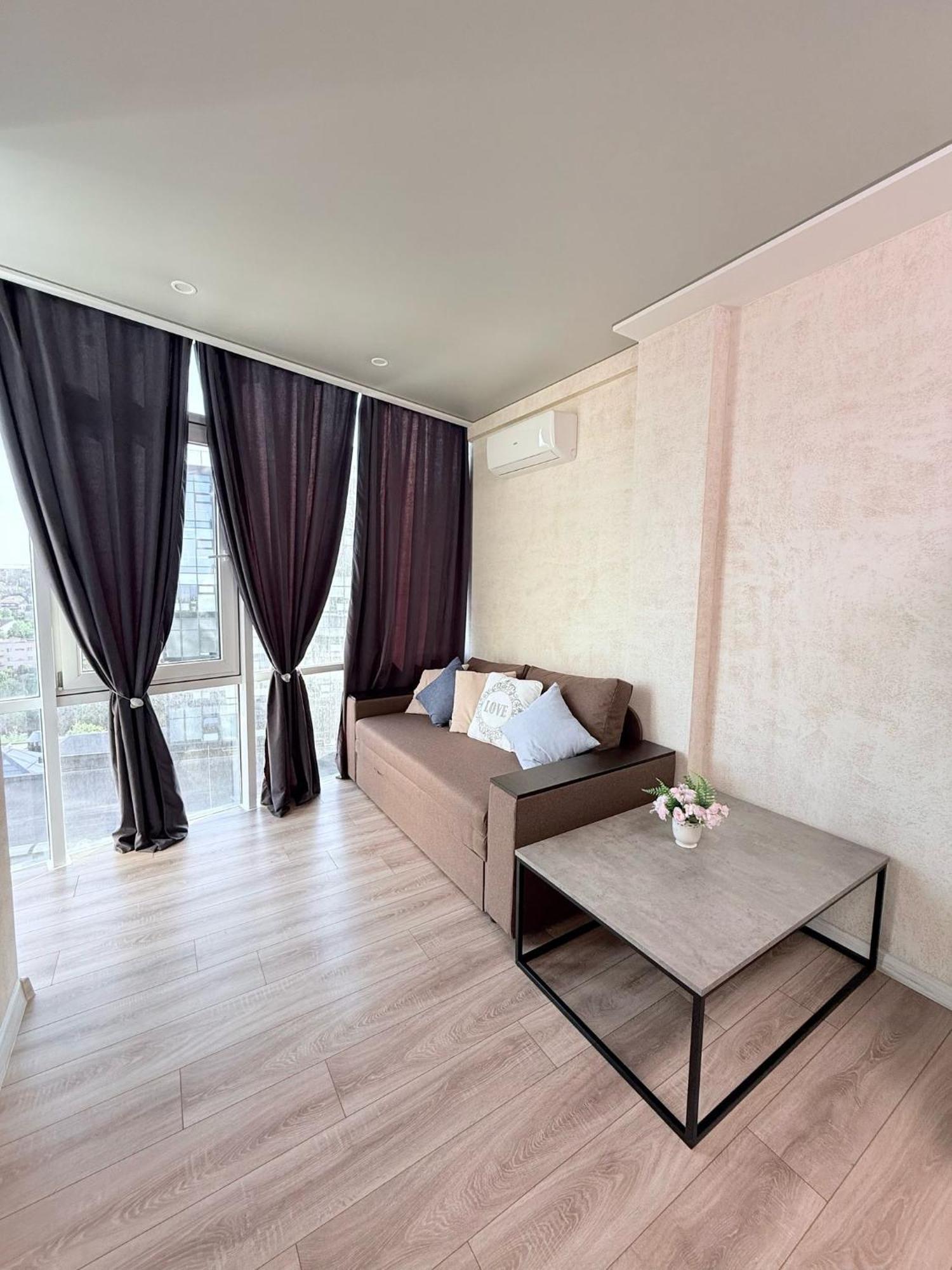 Gagarin Plaza Apartments Odessa Exteriör bild